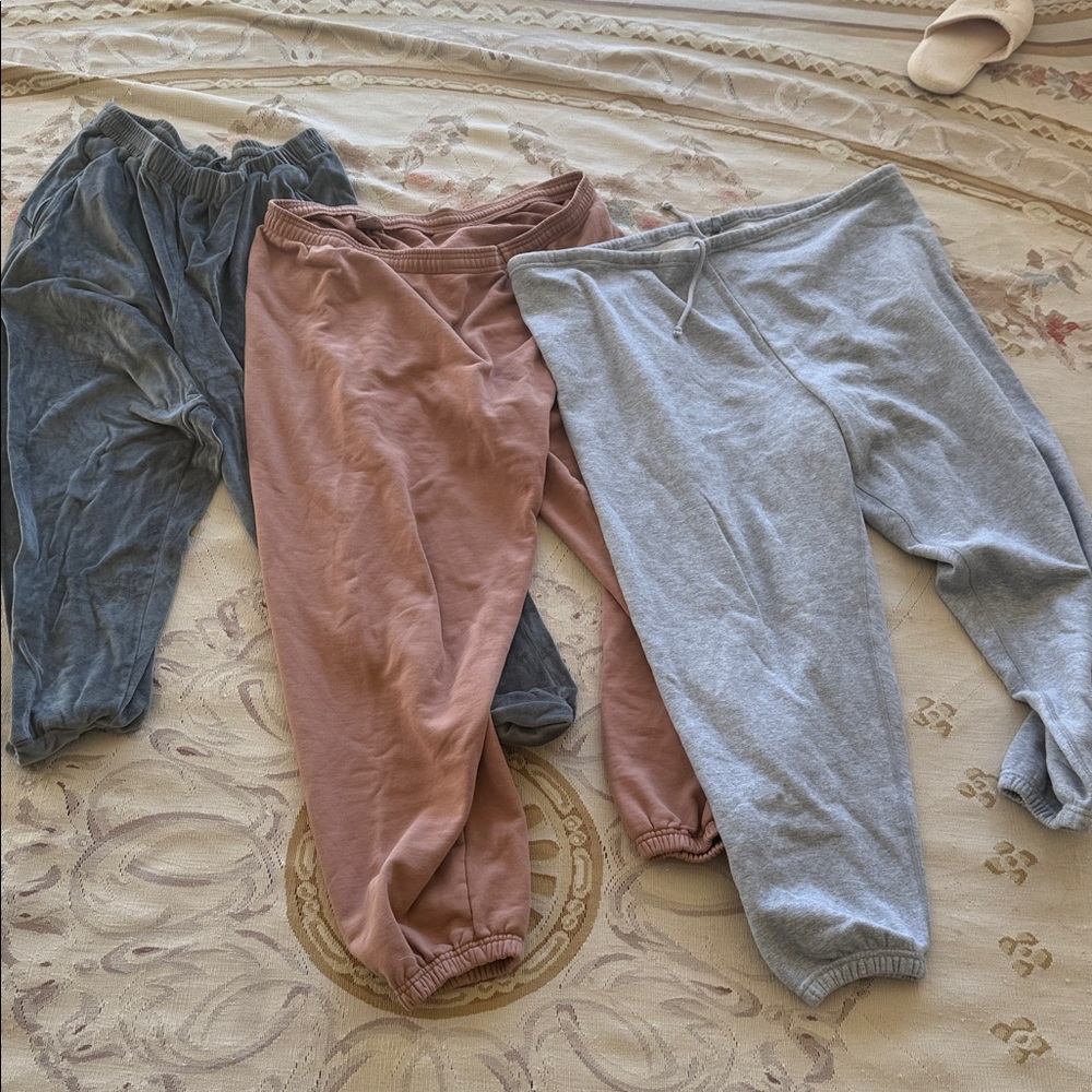 3 Pairs SKIMS Pants